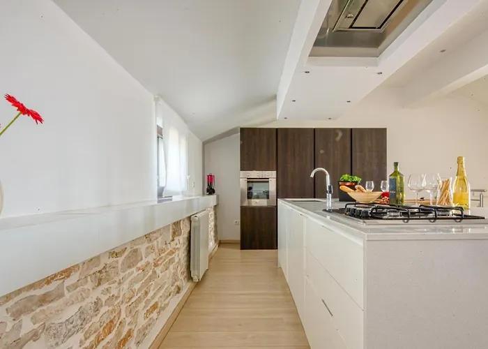 Tony * Rovinjsko Selo