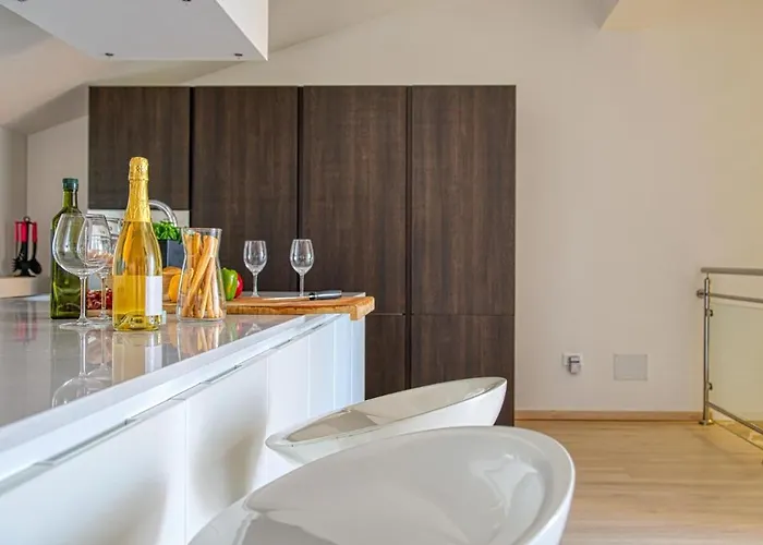 Tony * Rovinjsko Selo